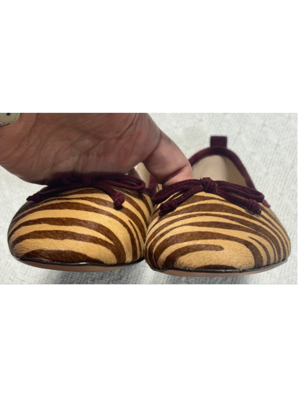 J. McLaughlin Anastasia Zebra Calf Hair Ballet Flats Brown Burgundy Bow NWD 7 - Picture 3 of 8